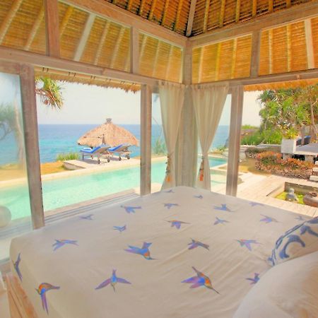 Villa Lumba Lumba - Oceanfront & Spectacular View! Lembongan Exterior photo