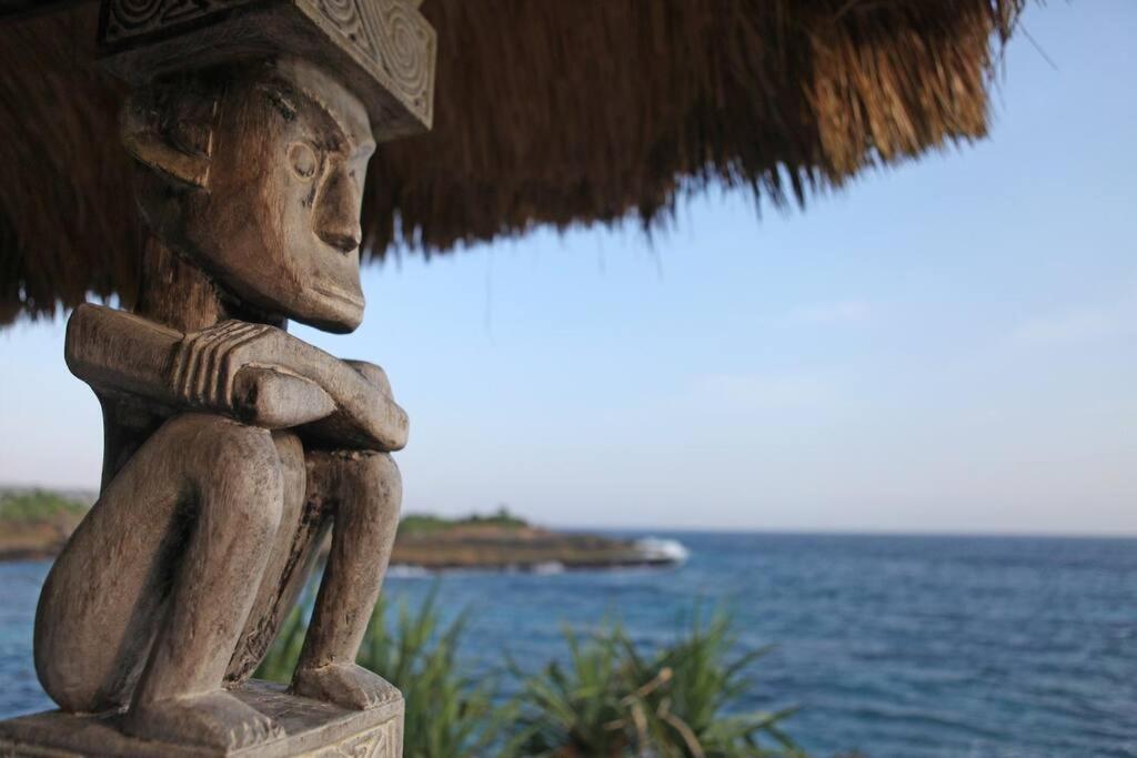 Villa Lumba Lumba - Oceanfront & Spectacular View! Lembongan Exterior photo