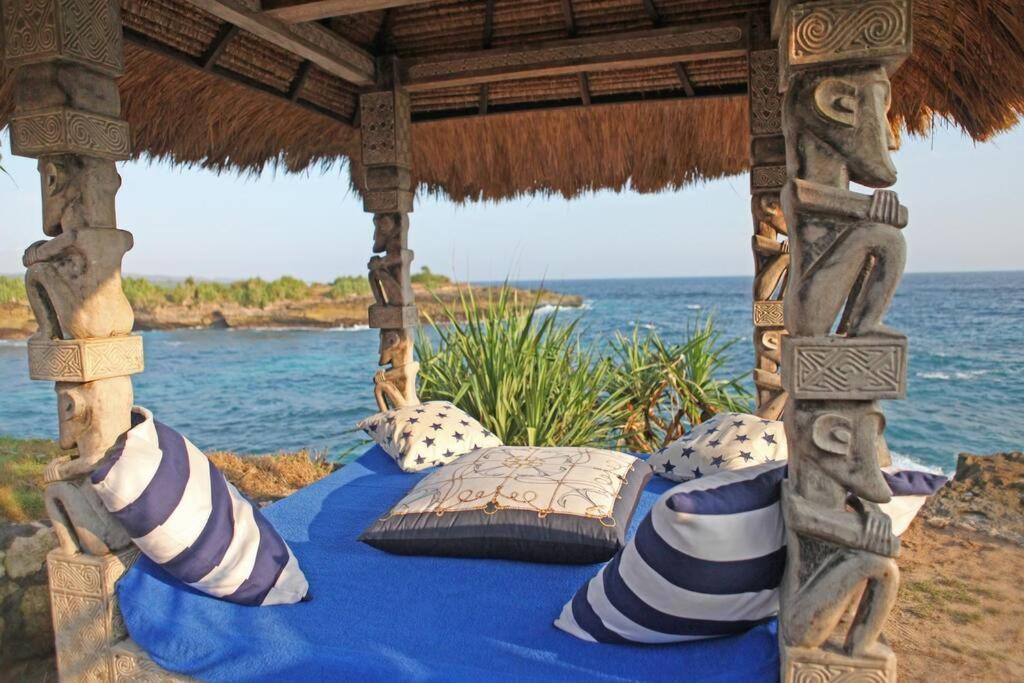 Villa Lumba Lumba - Oceanfront & Spectacular View! Lembongan Exterior photo